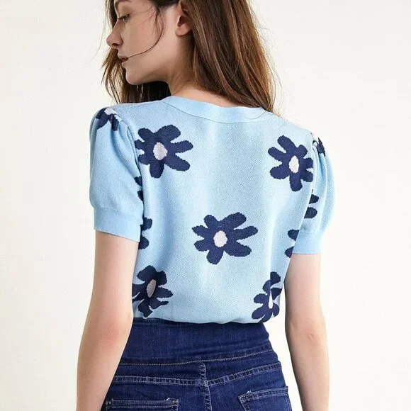 J.ing Light Sky Blue Floral Print Button-Up Cropped Cardigan - Picture 4 of 6